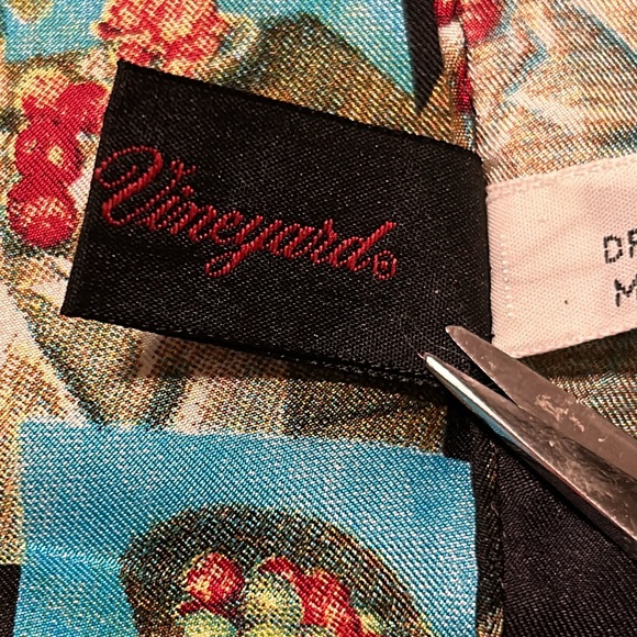 Silk scarf Classic- black background with apple still life paintings silk - Picture 5 of 7